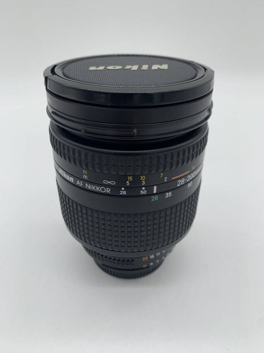 Nikon AF NIKKOR 28-200mm f3.5-5.6 D
