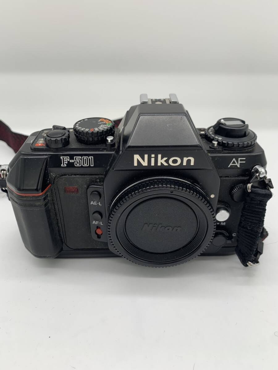 ニコン NIKON F-501 ボディ データバック MF-19付き フィルム一眼レフ
