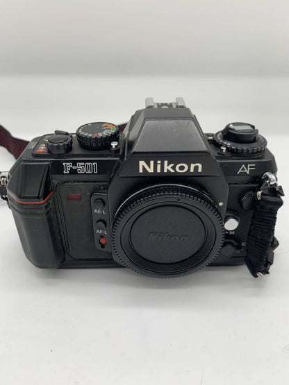 ニコン NIKON F-501 ボディ データバック MF-19付き フィルム一眼レフ