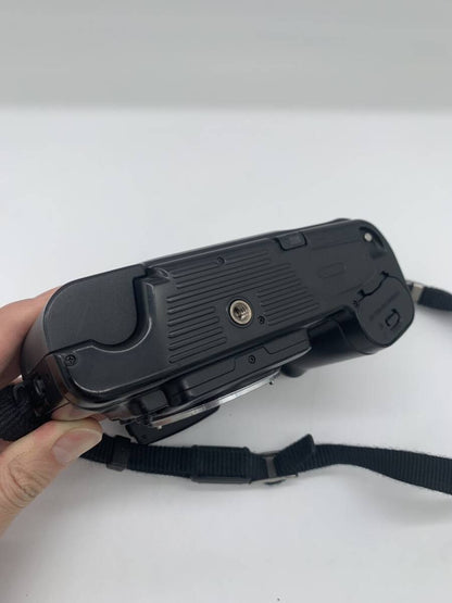 Nikon ニコン F-601 フィルム一眼レフカメラ ボディ